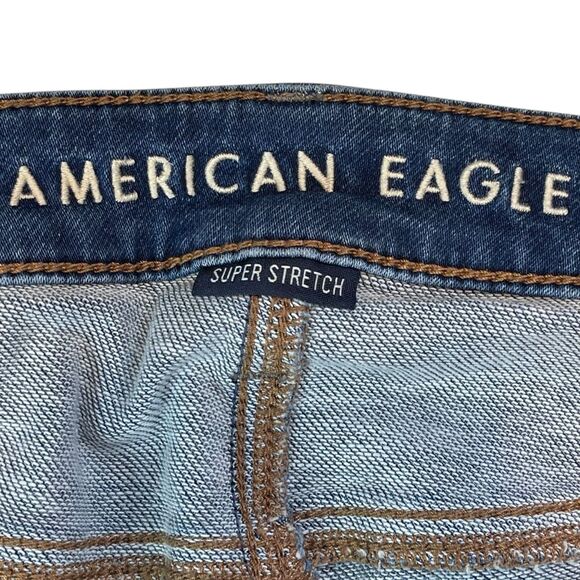 American Eagle Jegging Super Stretch Size 12 Medium Wash Distressed Patches AE - Picture 7 of 9